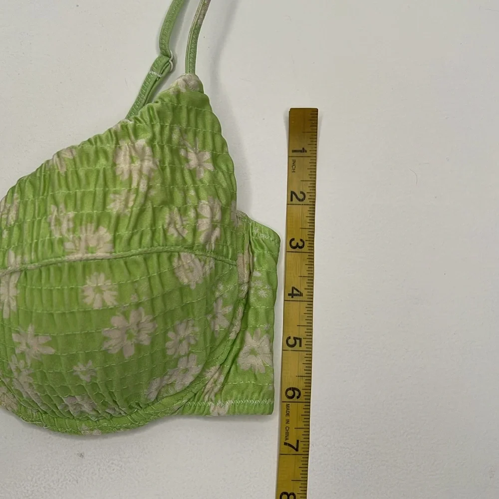 Triangl Saria Spring floral green ruched bikini top size Small ++